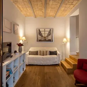 Fotofever Apt, Two Bedrooms With Air Conditioned In Elegant Shopping Area, Close To Vatican Apartment