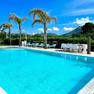  Apartment Torre Pozzillo Italien